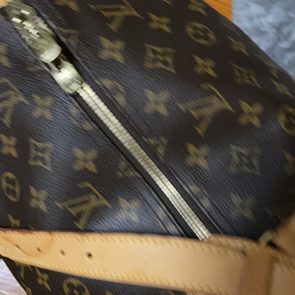 Louis Vuittion Duffel bag use  in good condition - Picture 13 of 16